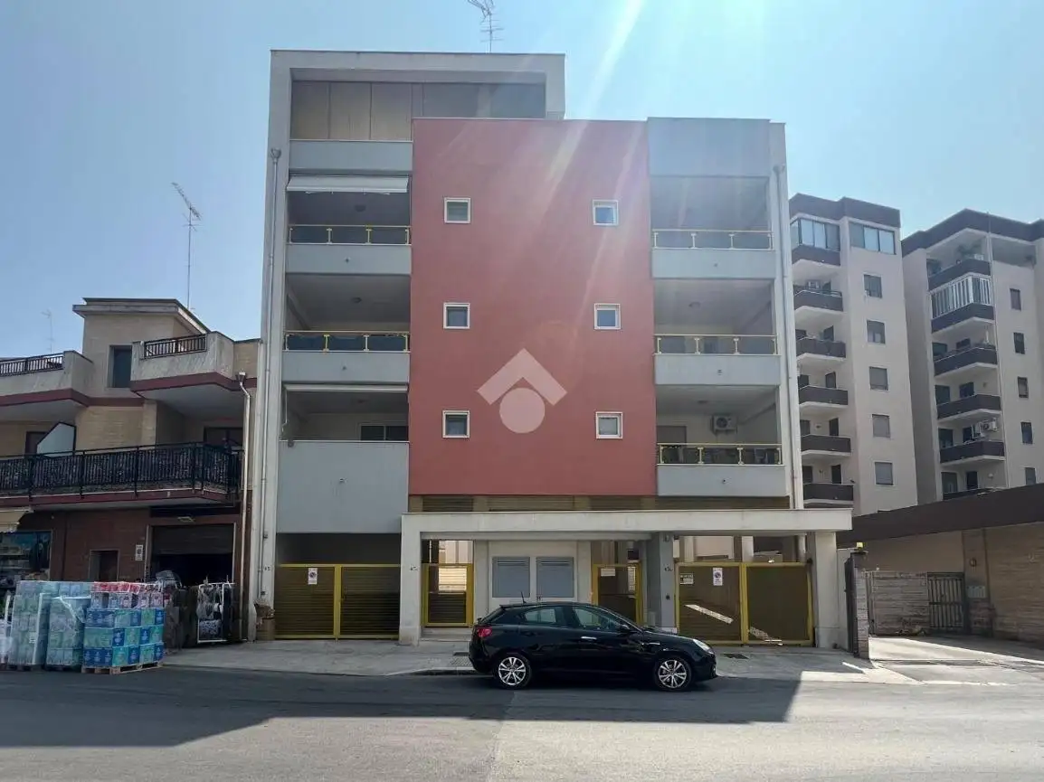 Appartamento in affitto a Brindisi