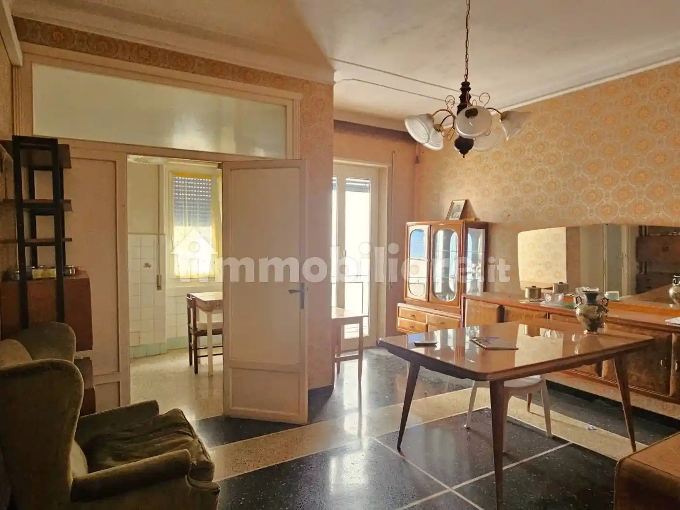 Appartamento in vendita a Genova