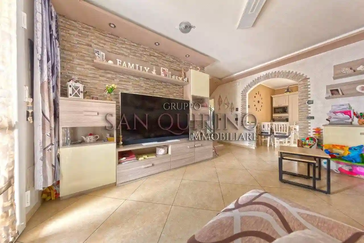 Villetta a schiera - foto 2