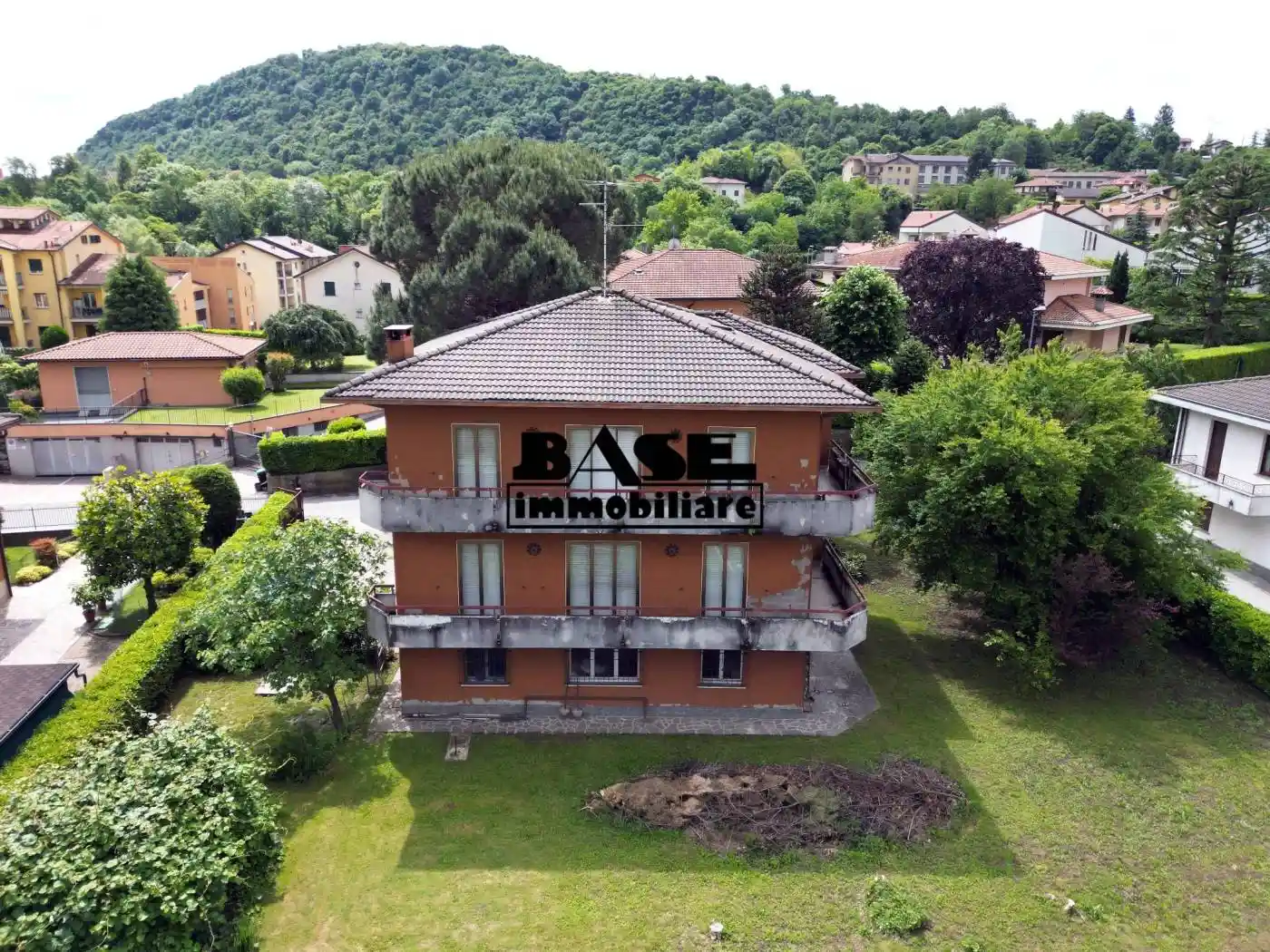 Villa in vendita a Tavernerio