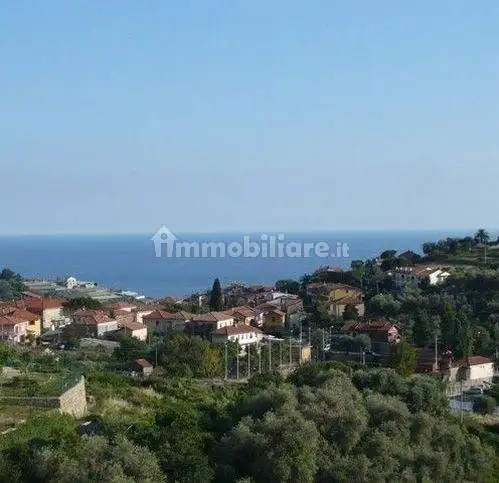 Appartamento in vendita a Pompeiana