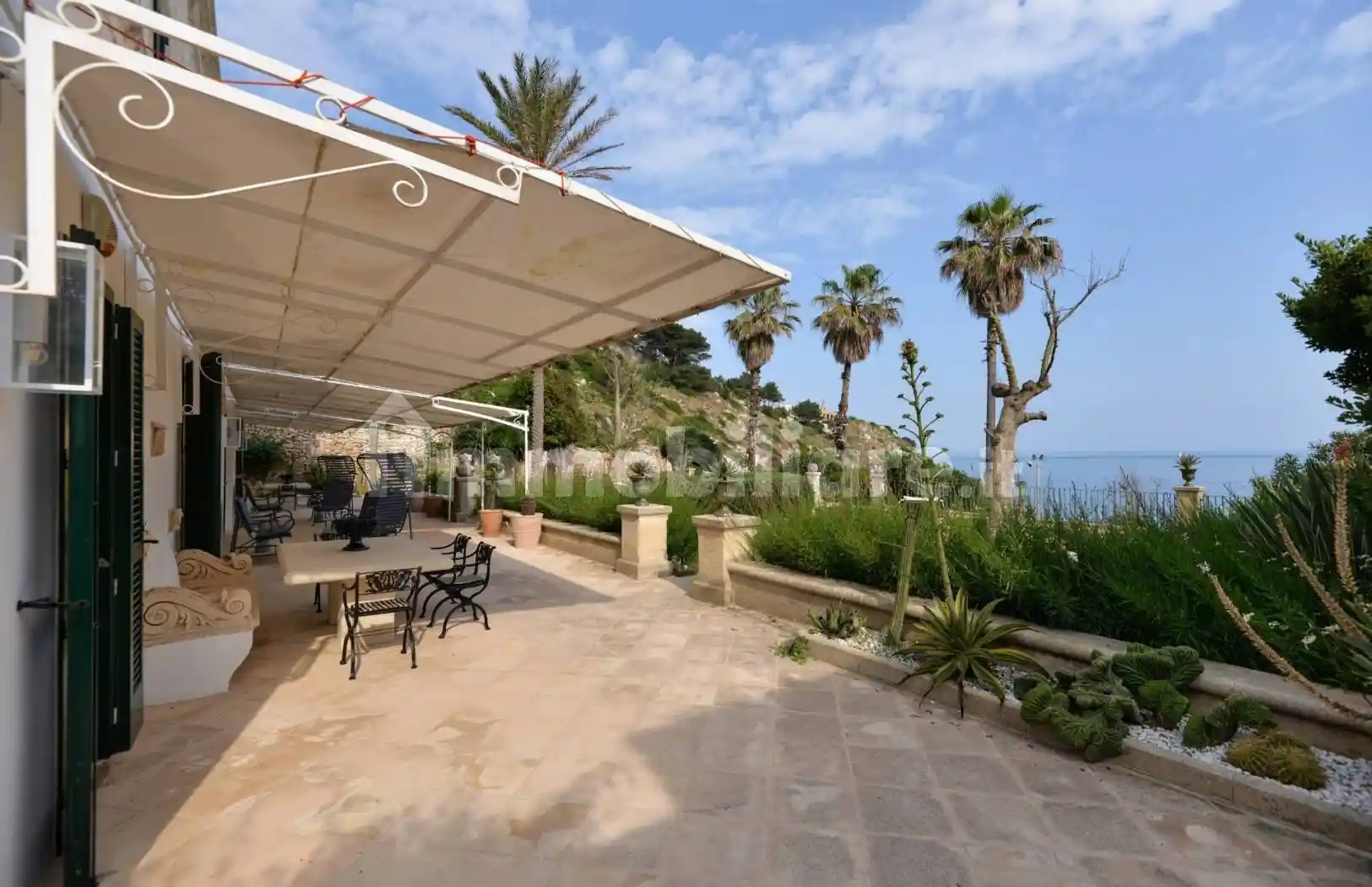 Villa in vendita a Castro