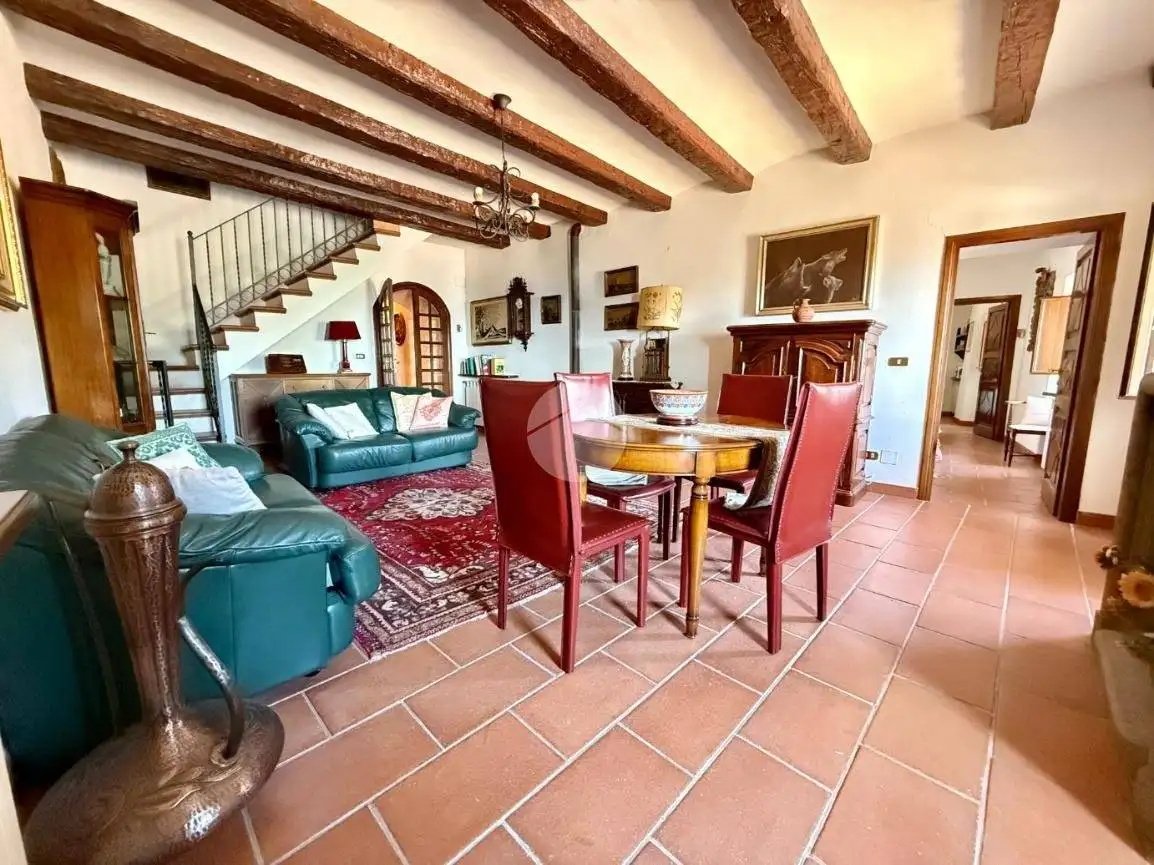 Casa indipendente in vendita a Ovindoli