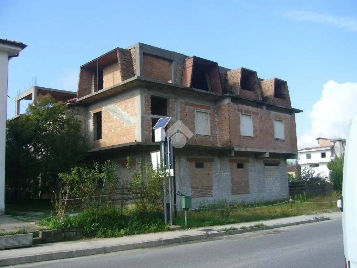 Rustico - Casale in vendita a Broccostella