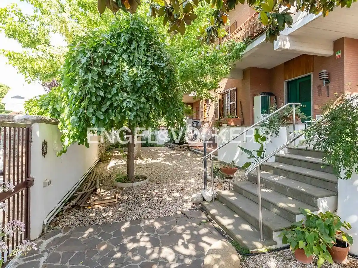 Villa unifamiliare via Sofocle, Axa, Roma - foto 2