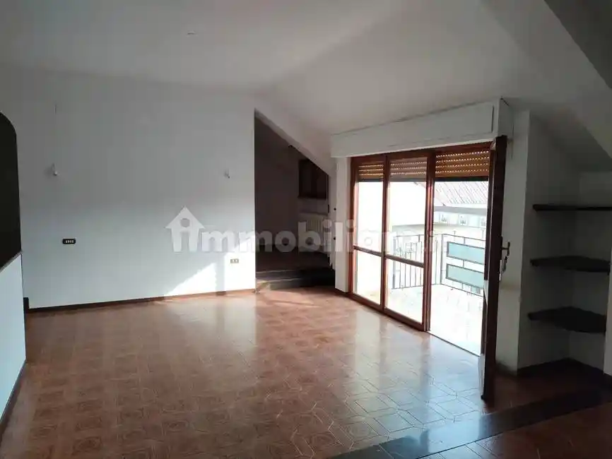 Appartamento via Alfonso Gasbarrini, Centro, Teramo - foto 2