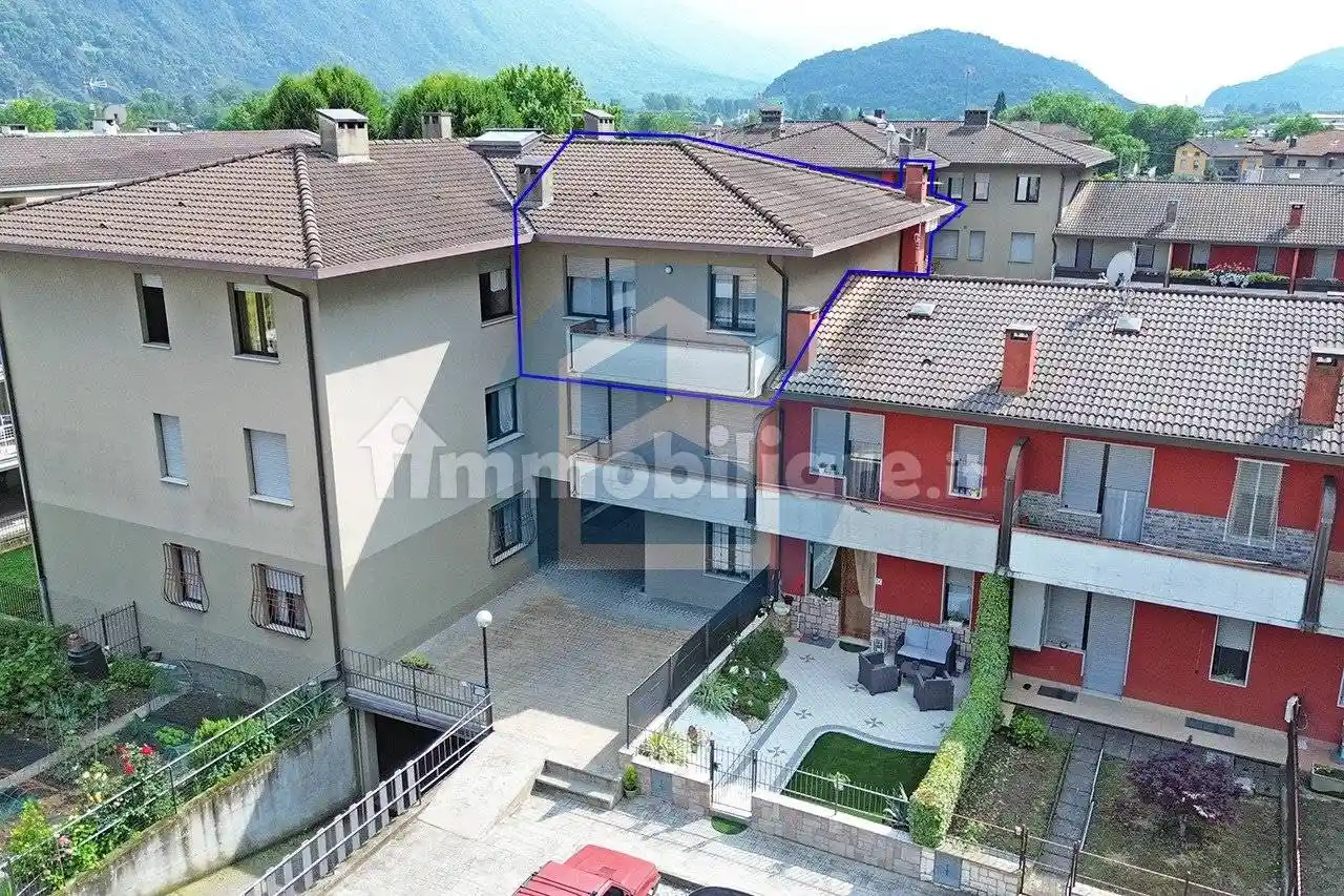 Appartamento in vendita a Piancogno