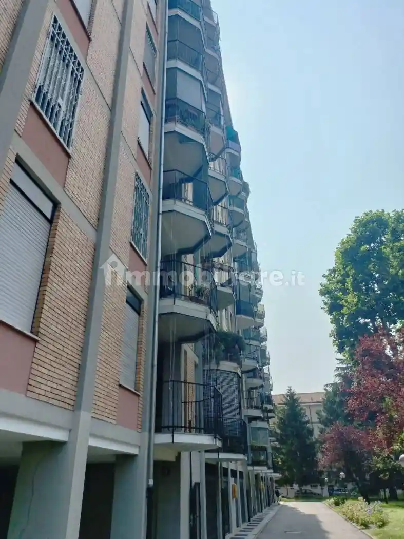 Trilocale via Emanuele Kant 3, Gallaratese, Milano - foto 3