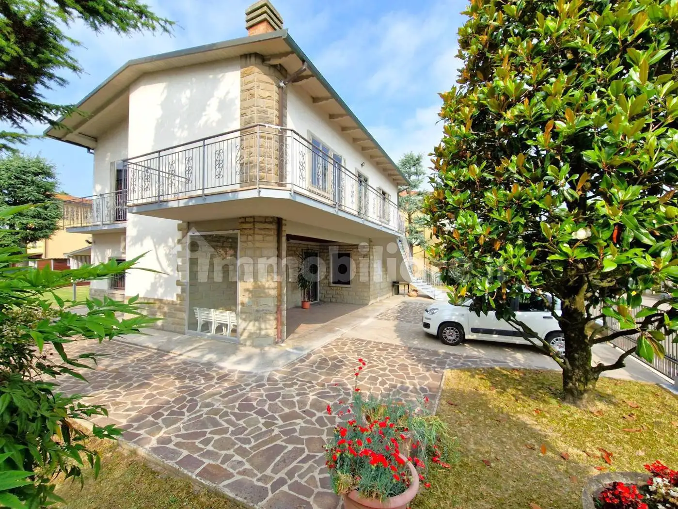 Villa in vendita a Valsamoggia