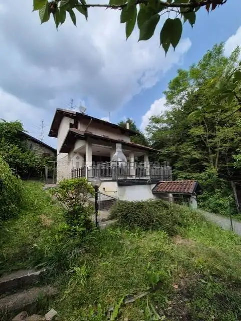 Villa in vendita a Cellio con Breia