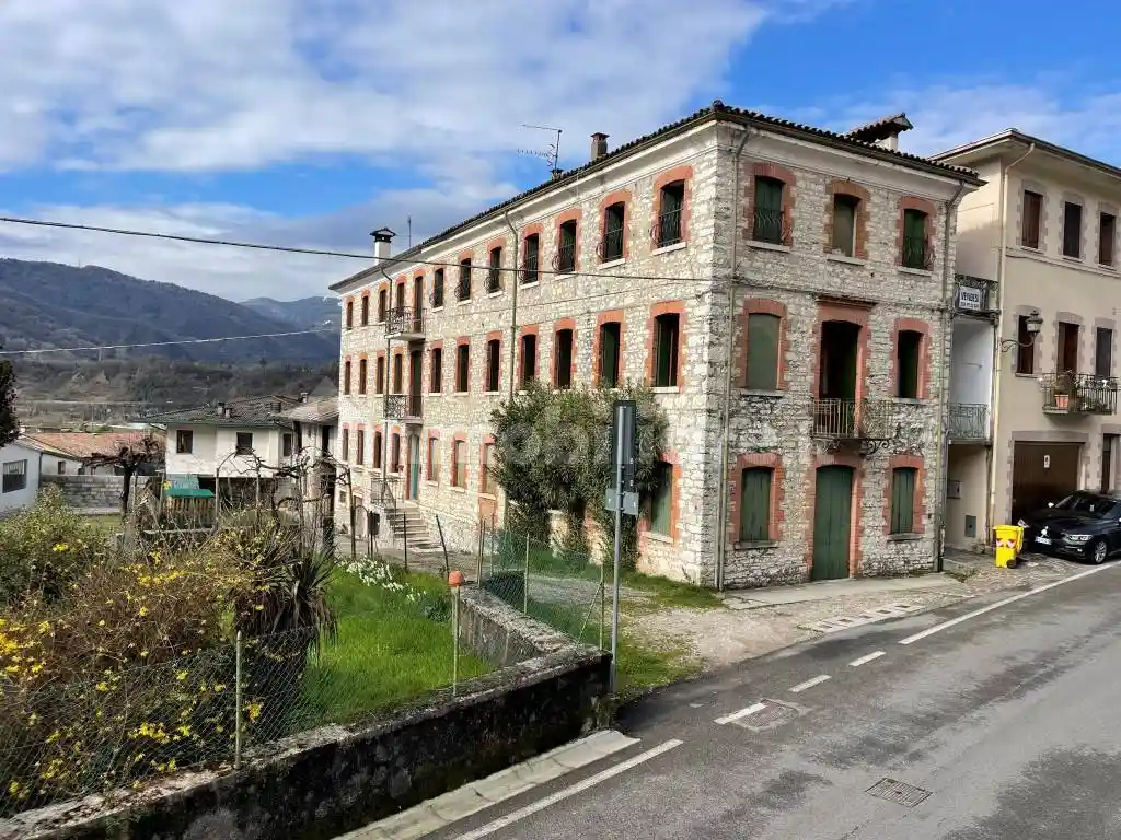 Appartamento in vendita a Pederobba