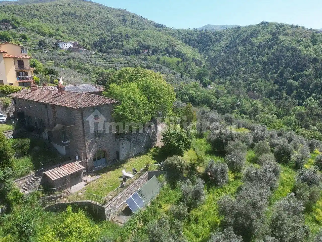 Rustico - Casale in vendita a Reggello