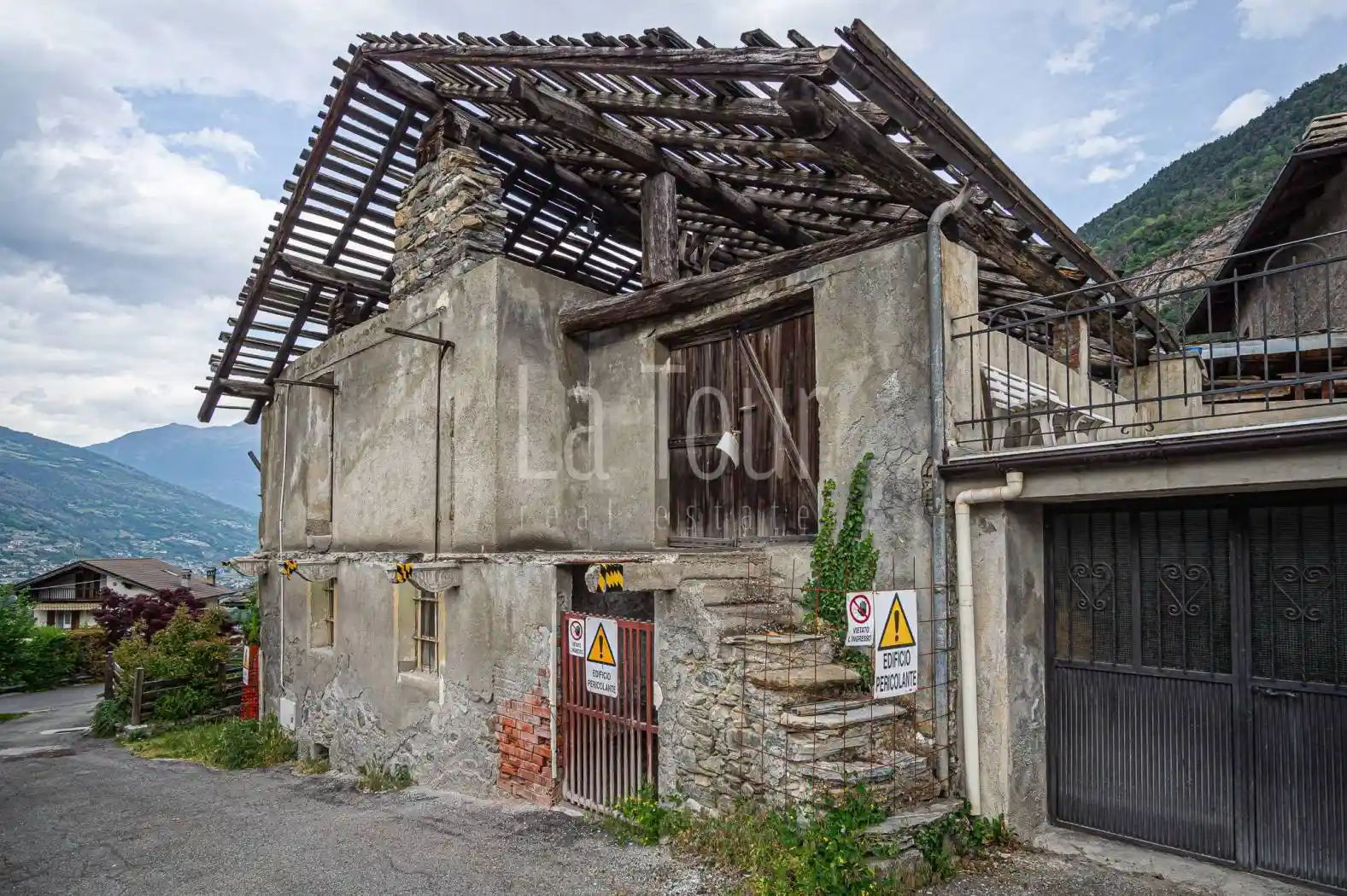 Rustico - Casale in vendita a Aymavilles