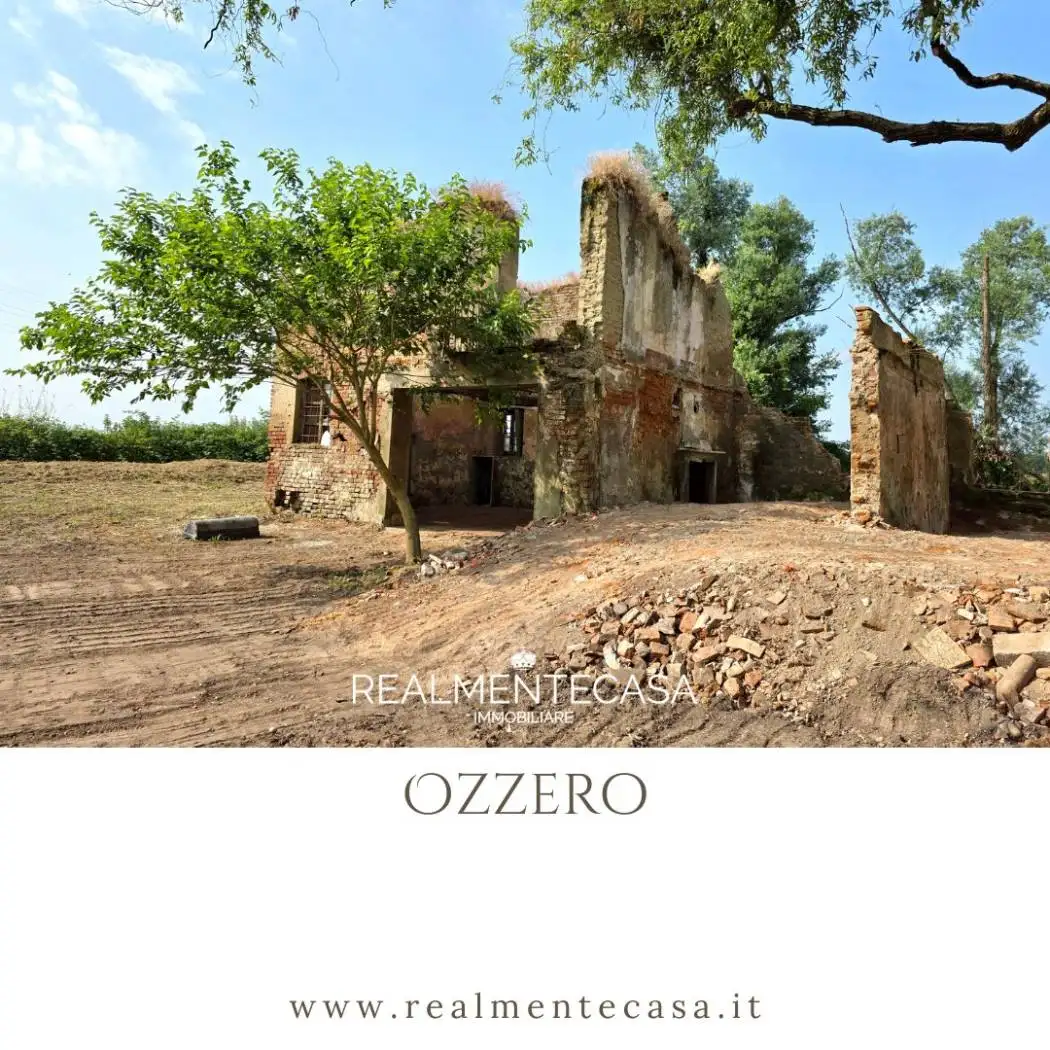 Rustico - Casale in vendita a Ozzero