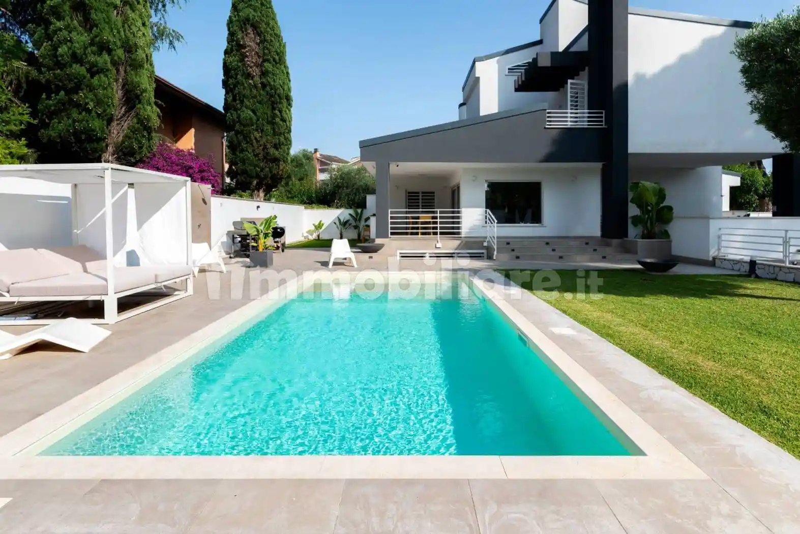 Villa bifamiliare via Lisippo 61, Axa, Roma - foto 3