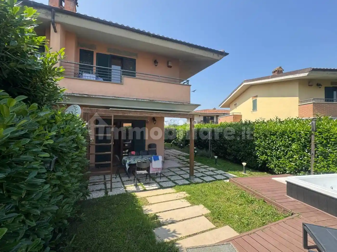 Villa in vendita a Monterosi