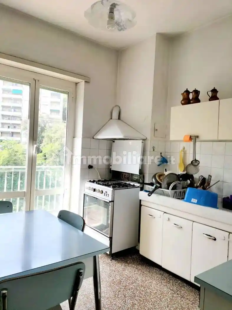 Appartamento in vendita a Genova
