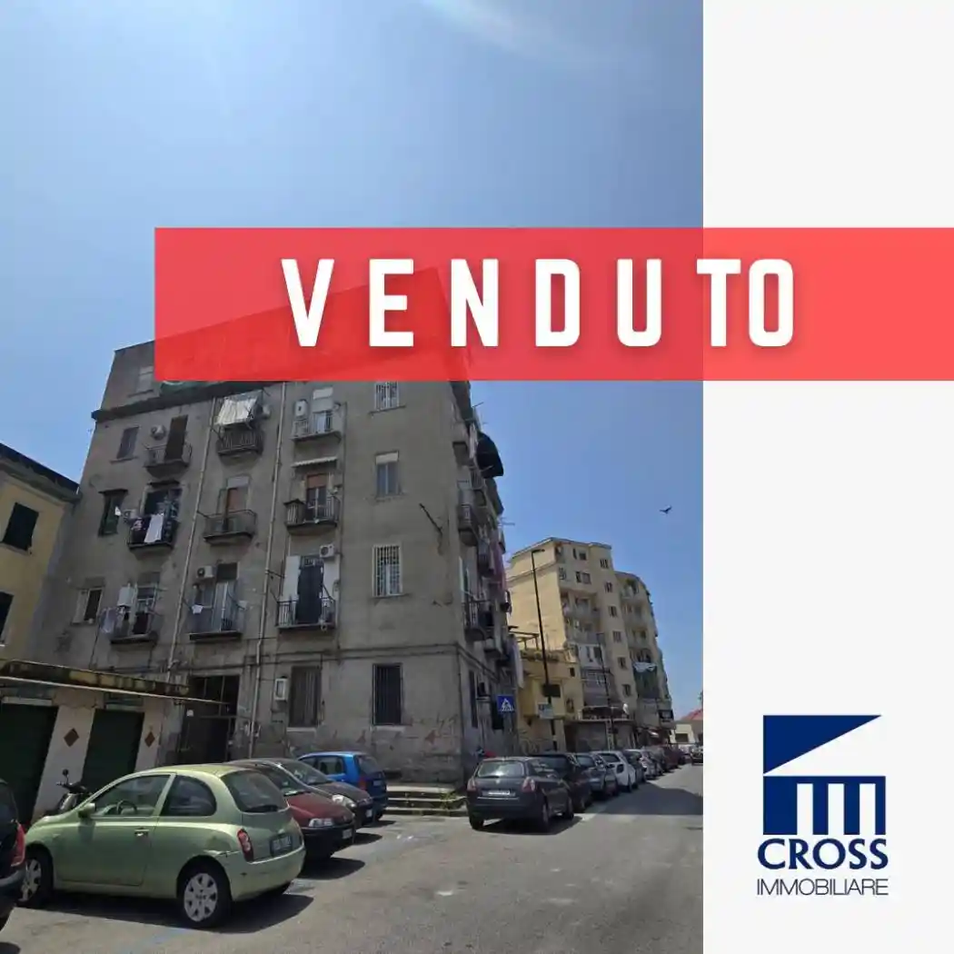 Appartamento in vendita a Napoli