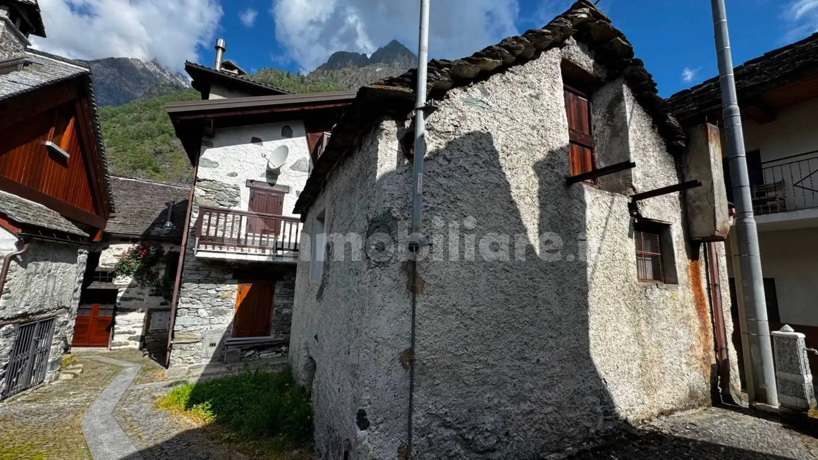 Terratetto unifamiliare via Santa Maria, Antronapiana, Antrona Schieranco - foto 2