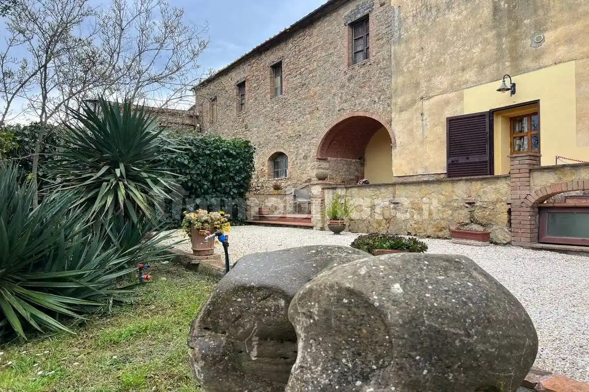 Rustico - Casale in vendita a Pomarance