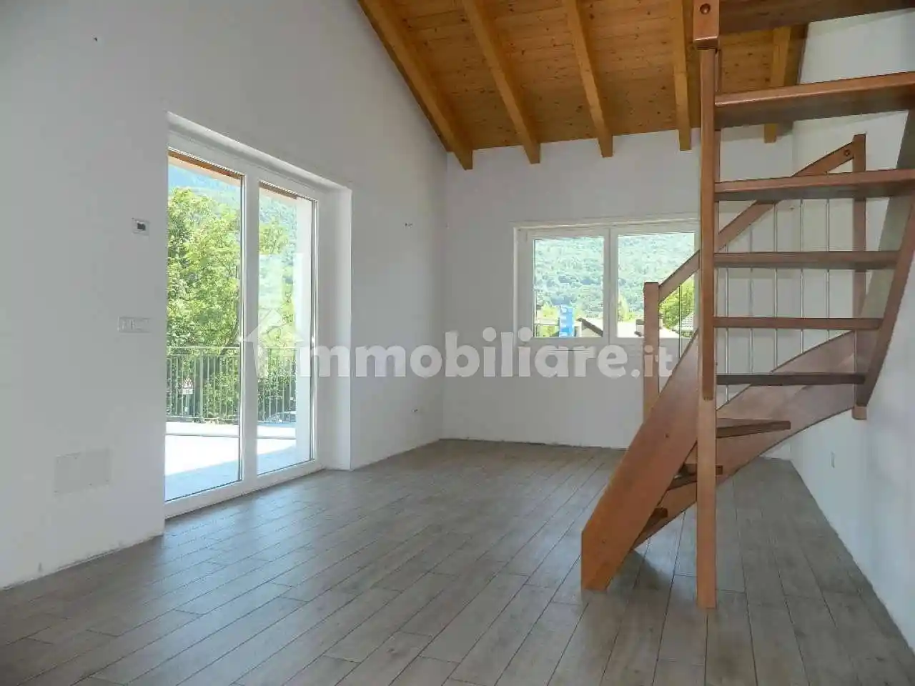 Casa indipendente in vendita a Montagna in Valtellina