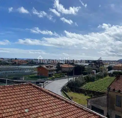 Appartamento in vendita a Albenga