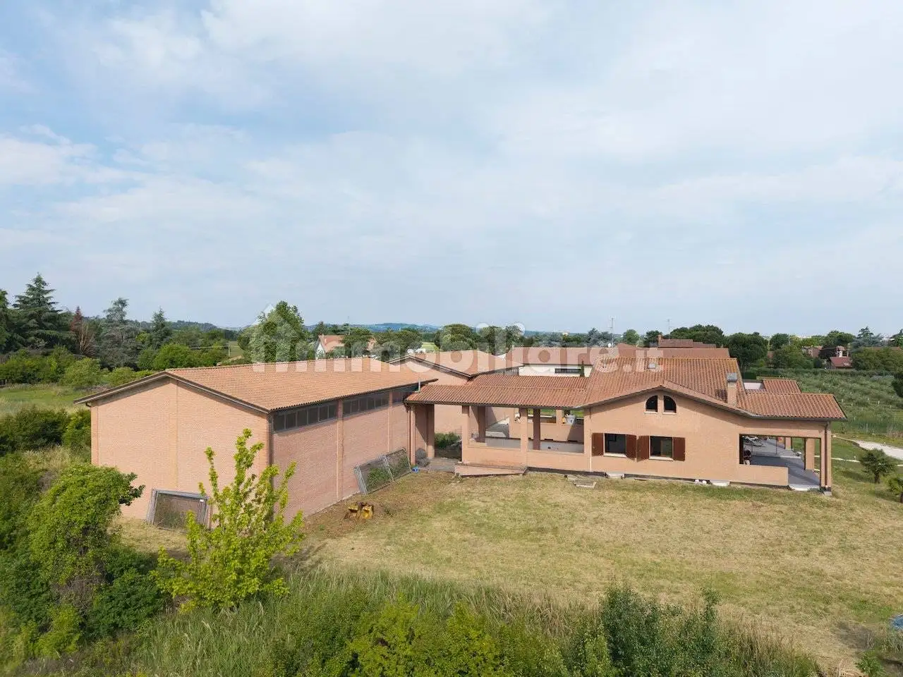 Villa in vendita a Imola