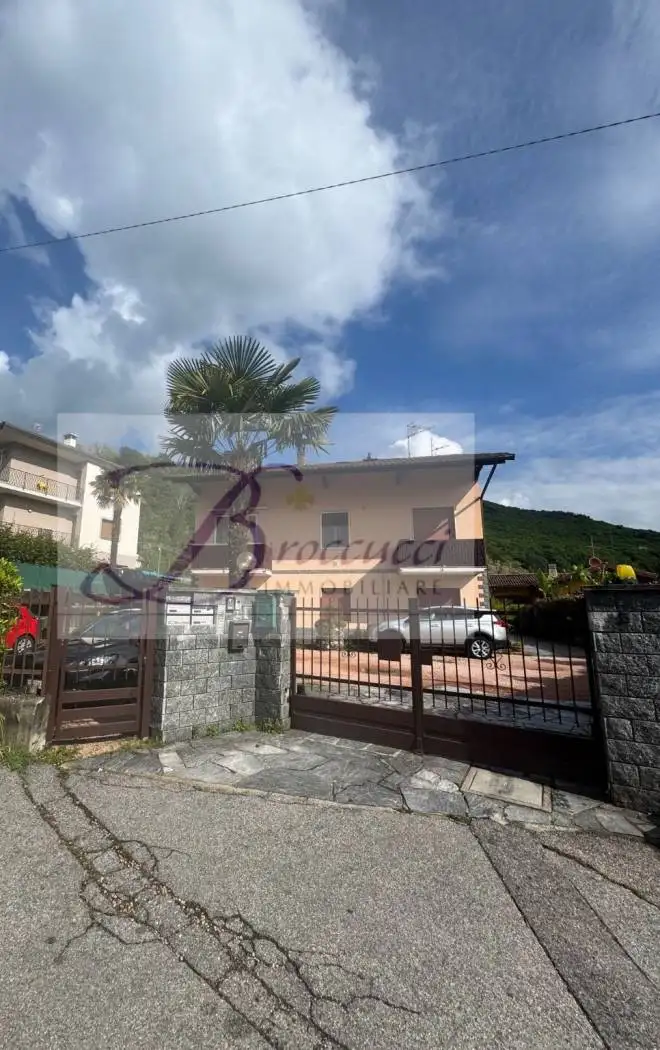 Bilocale buono stato, piano terra, Centro, Bisuschio - foto 2