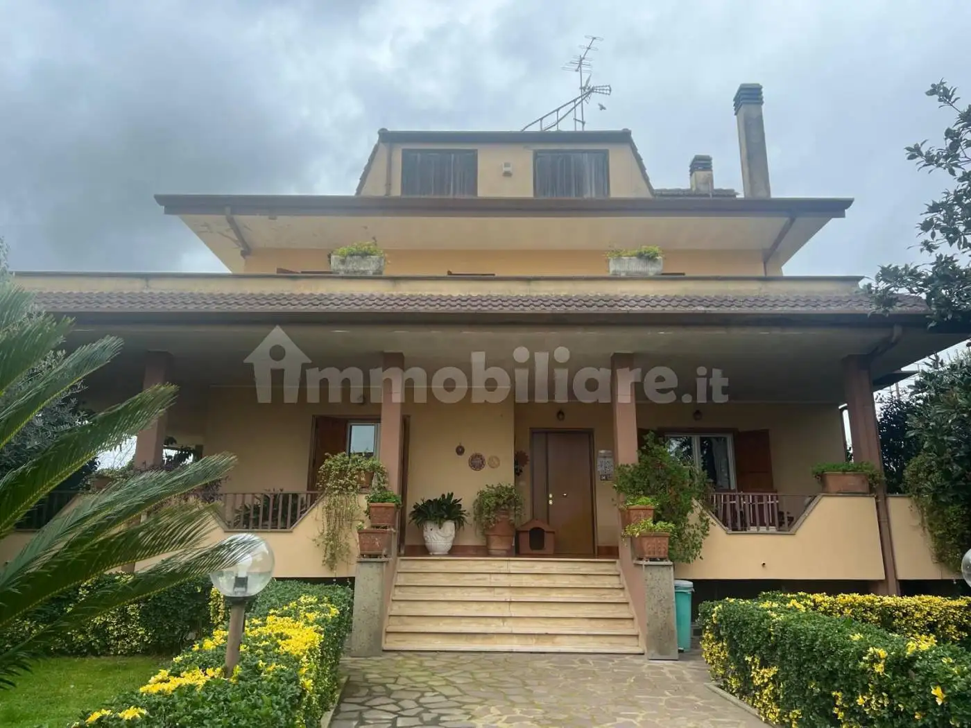 Villa in vendita a Aprilia
