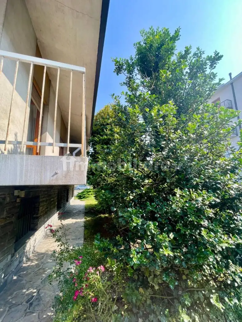 Villa unifamiliare via Don Giovanni Minzoni 35, Burago di Molgora - foto 5