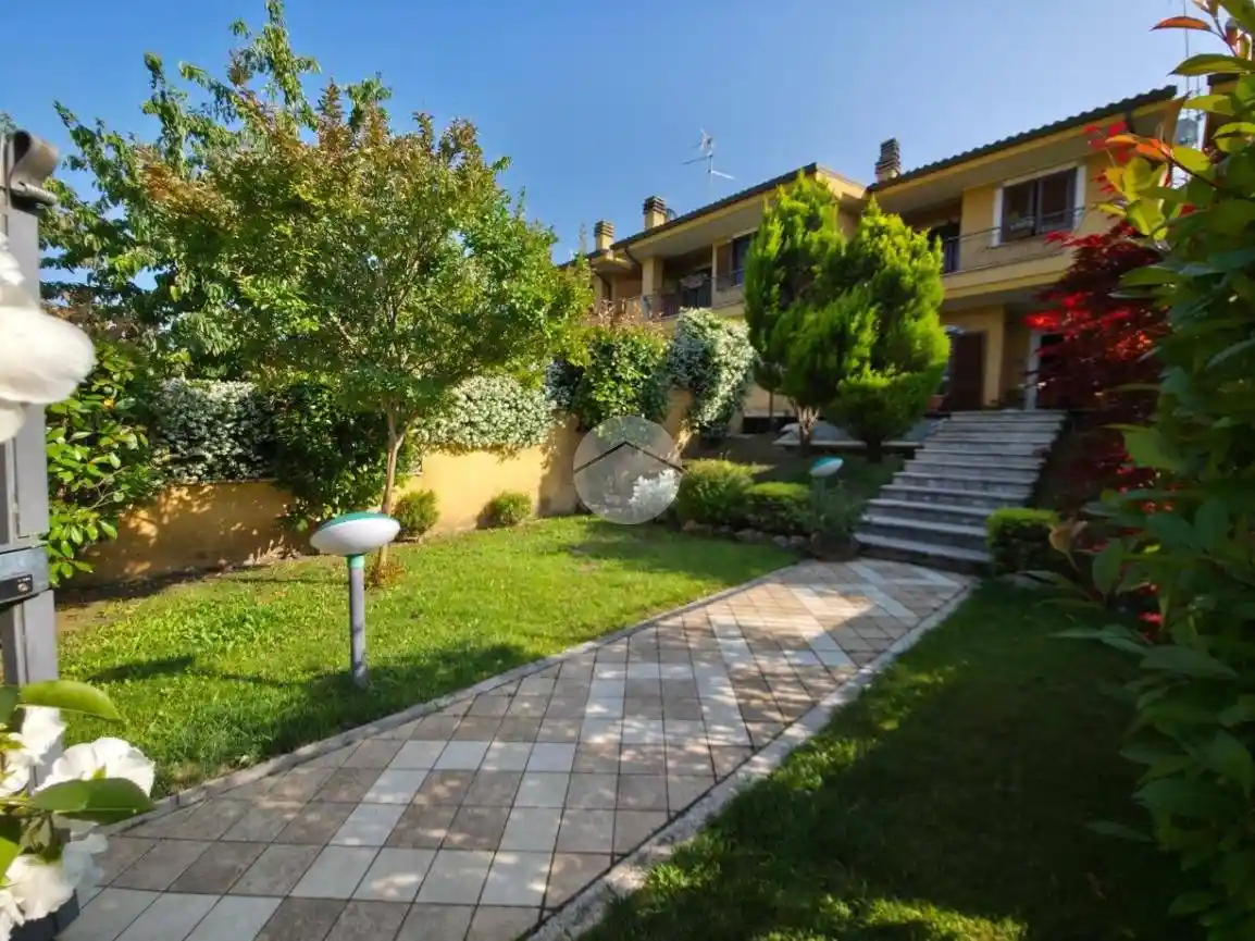Villetta a schiera in vendita a Tivoli