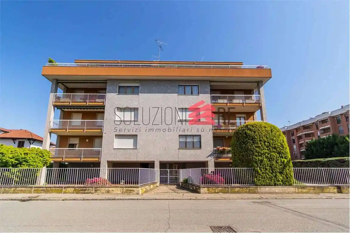Appartamento in vendita a Novara