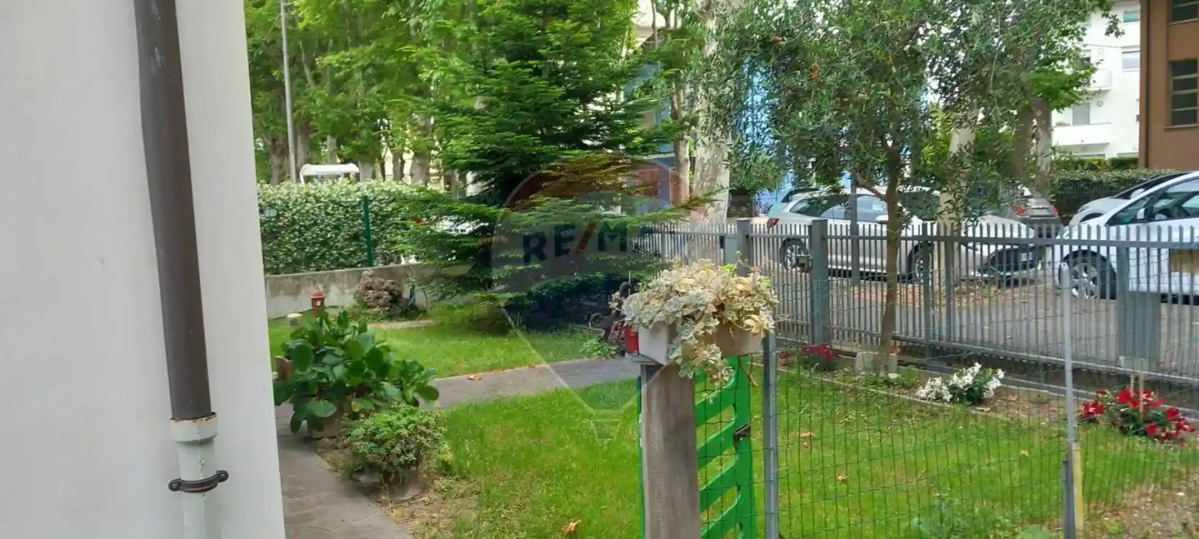 Villa bifamiliare via Ciro Menotti 11, Cesenatico Ponente, Cesenatico - foto 2