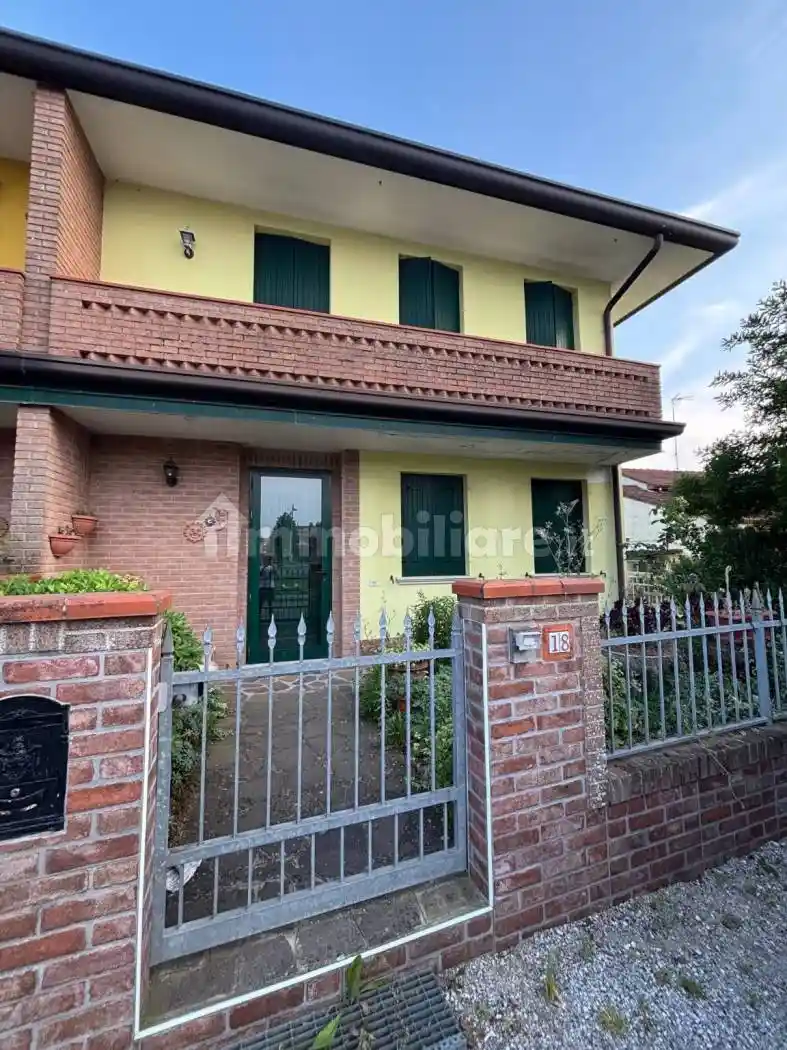 Villa in vendita a Porto Viro