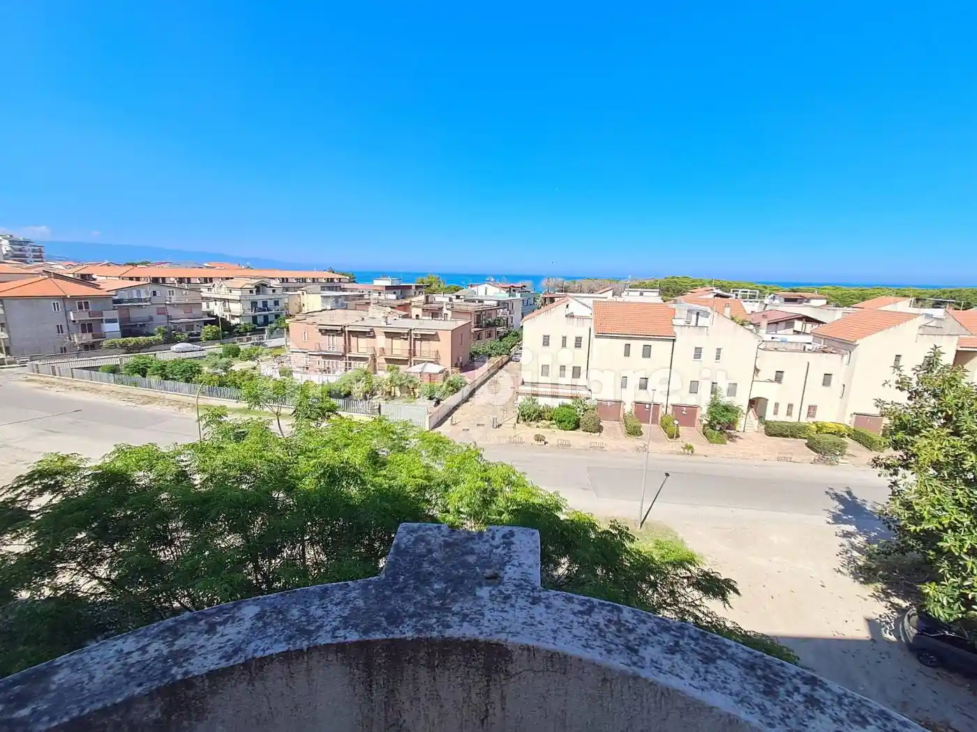 Quadrilocale via C. Amirante, Soverato Marina, Soverato - foto 2