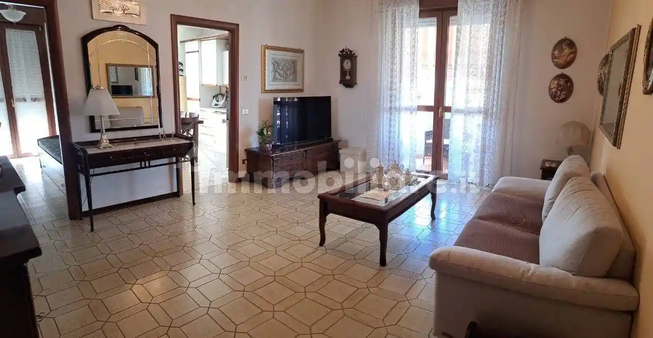 Appartamento in vendita a Modena