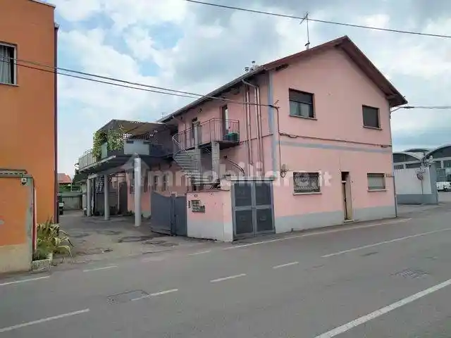 Appartamento in vendita a Cislago