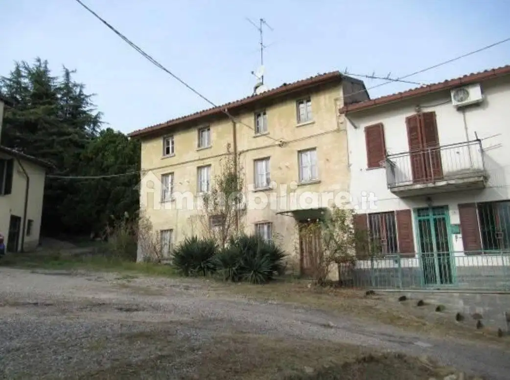 Casa indipendente in asta a Pietra de' Giorgi