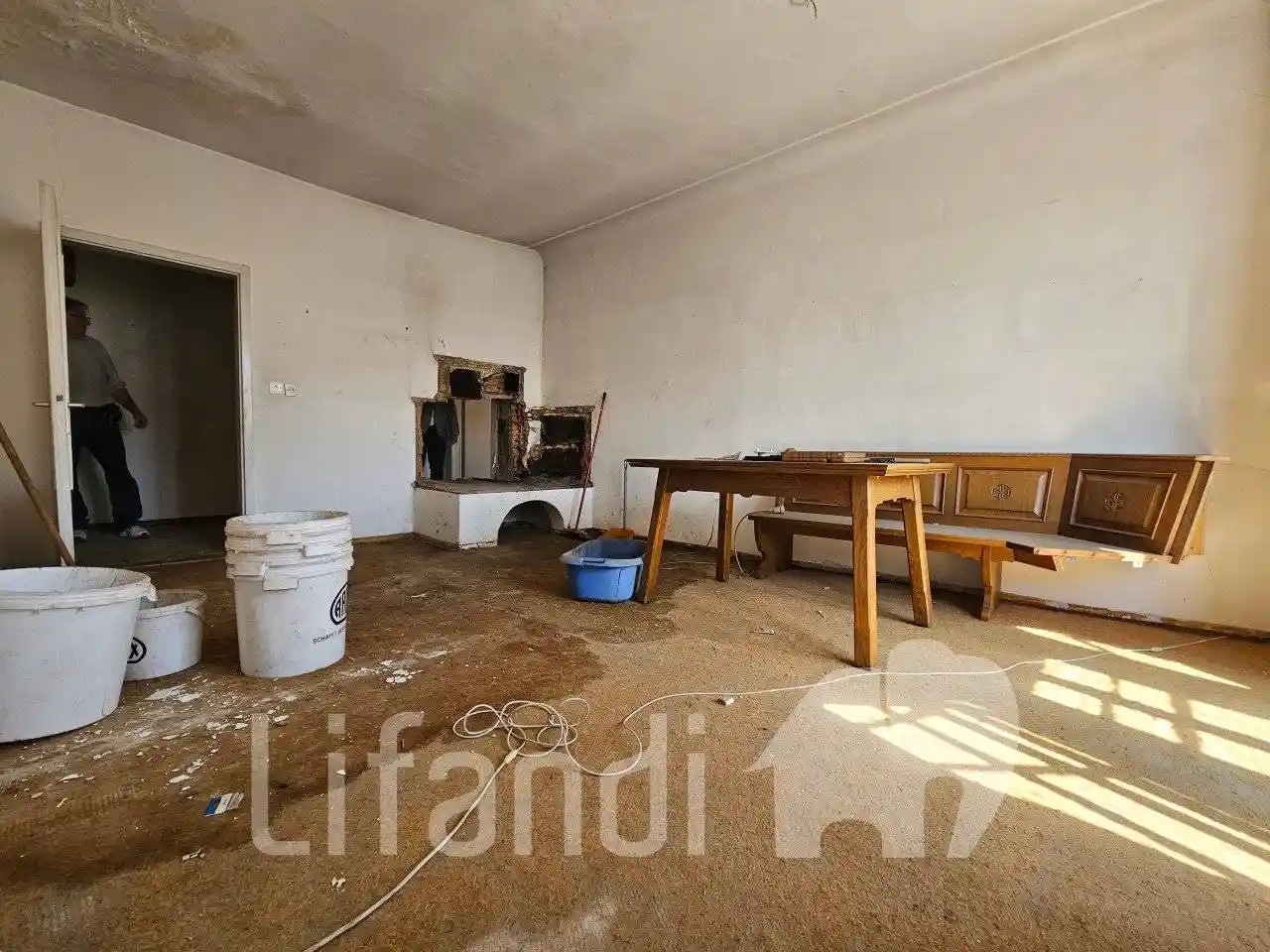 Trilocale da ristrutturare, secondo piano, Termeno sulla Strada del Vino - foto 2