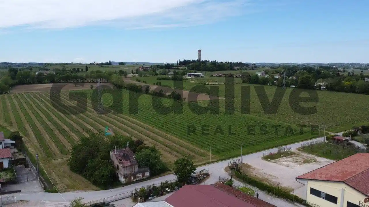 Rustico - Casale in vendita a Desenzano del Garda