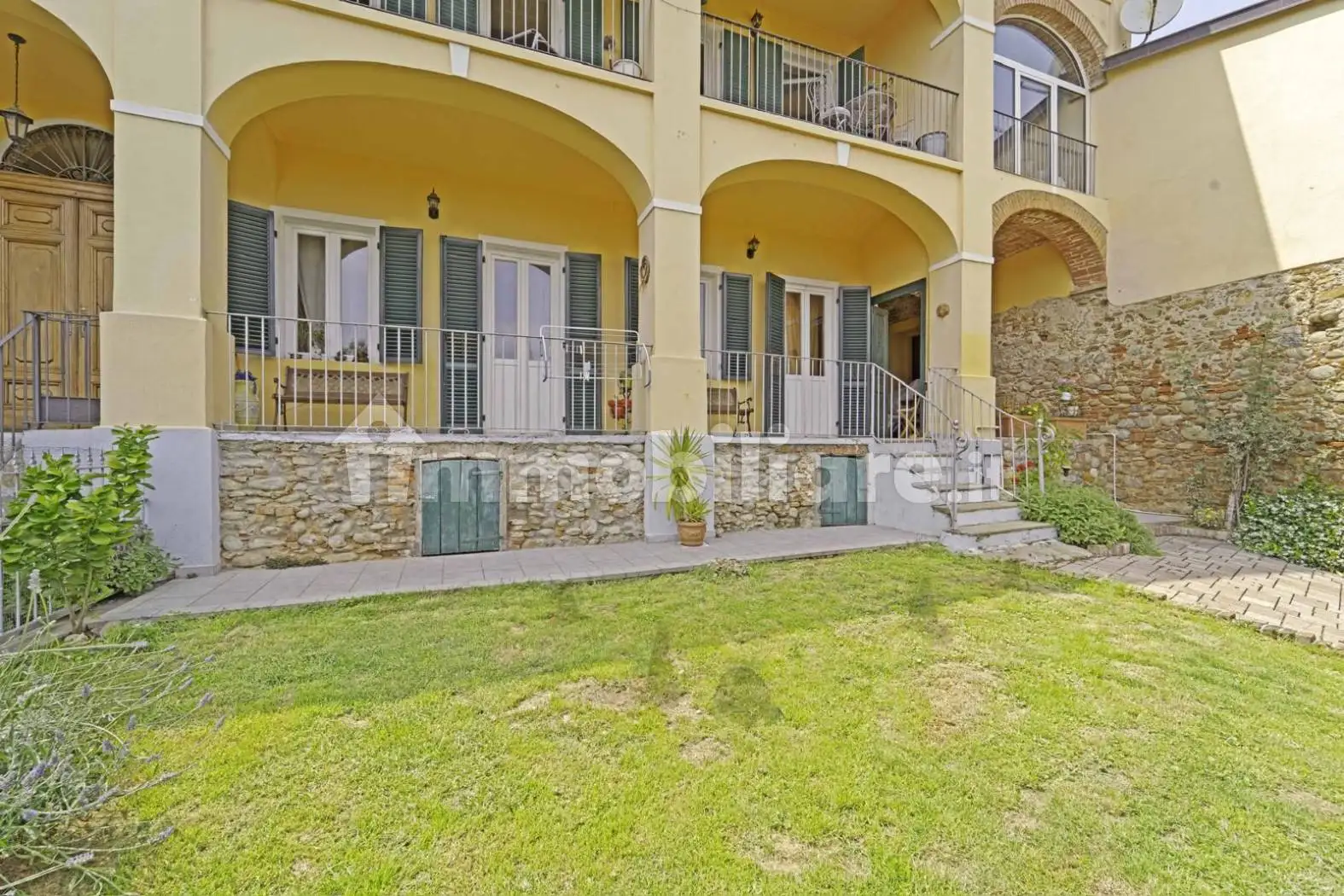 Appartamento in vendita a Camburzano