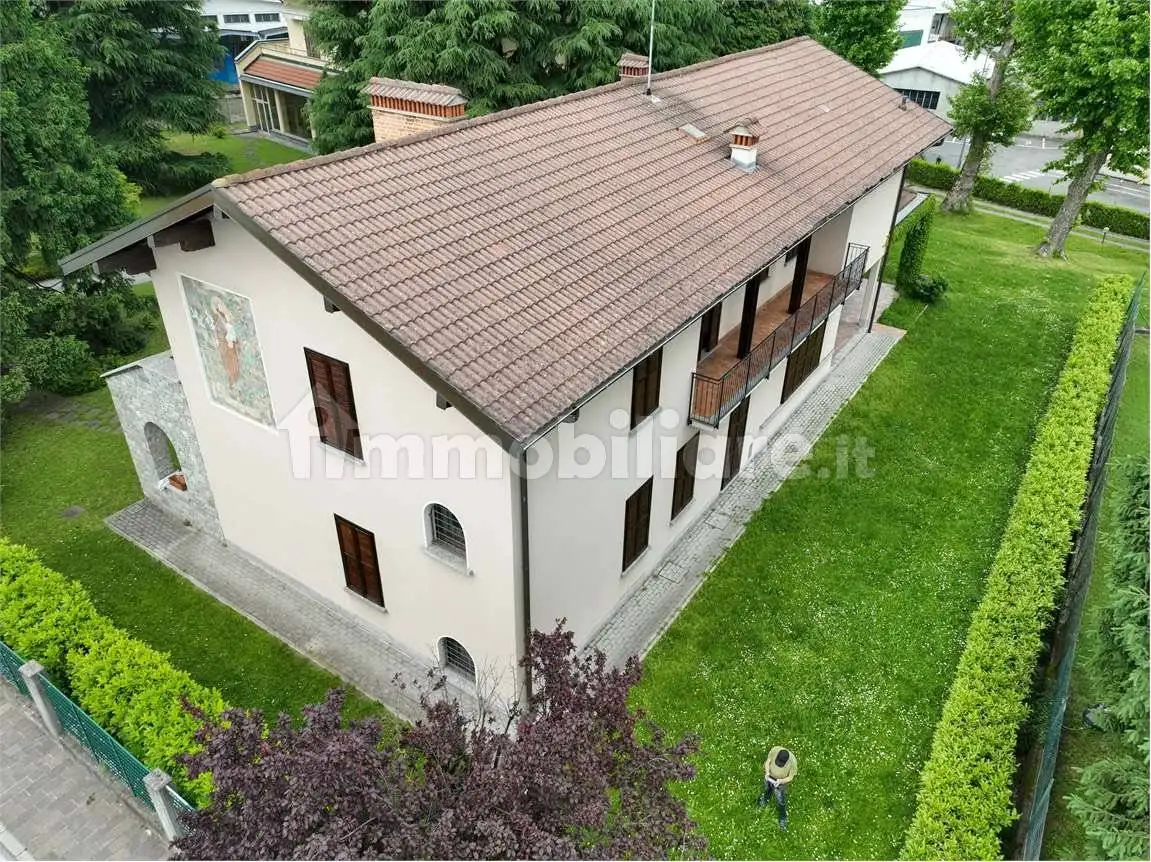 Appartamento in affitto a Villa Guardia