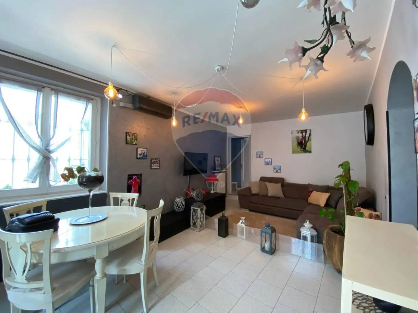 Casa indipendente in vendita a Montebello della Battaglia