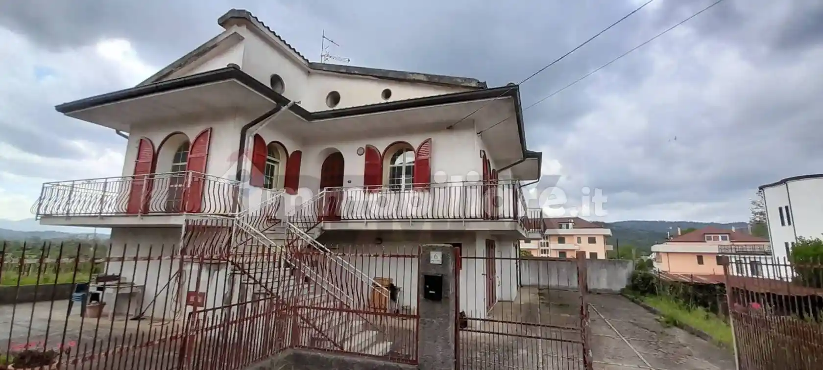 Villa in vendita a Amorosi