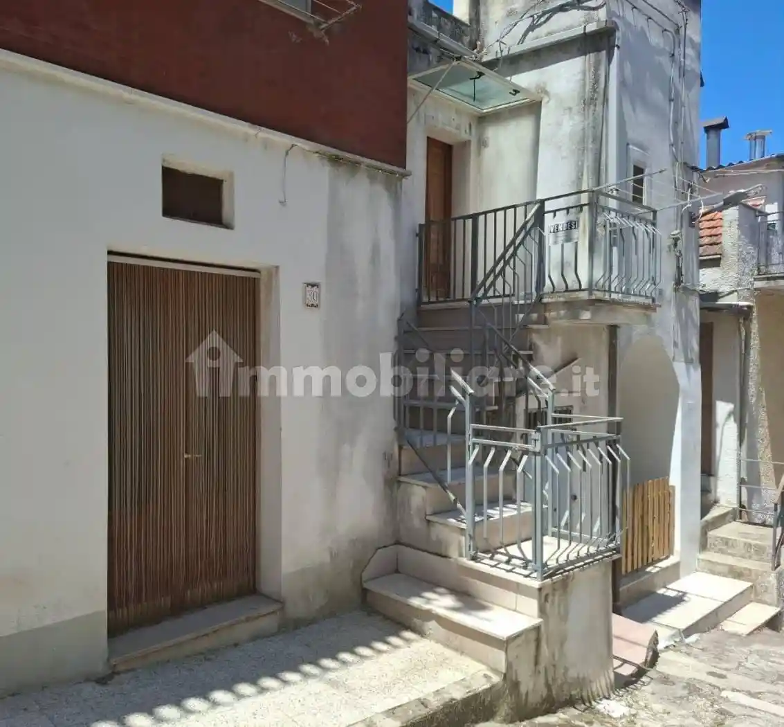 Casa indipendente in vendita a Ischitella