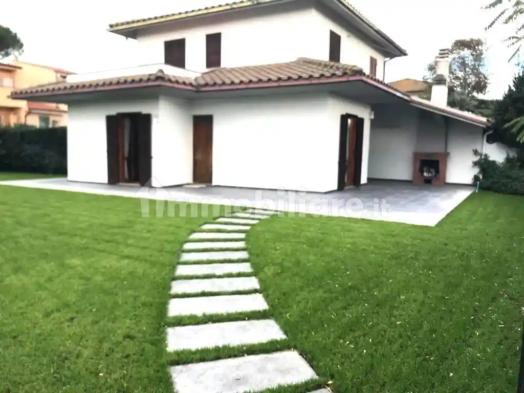 Villa in vendita a Tarquinia