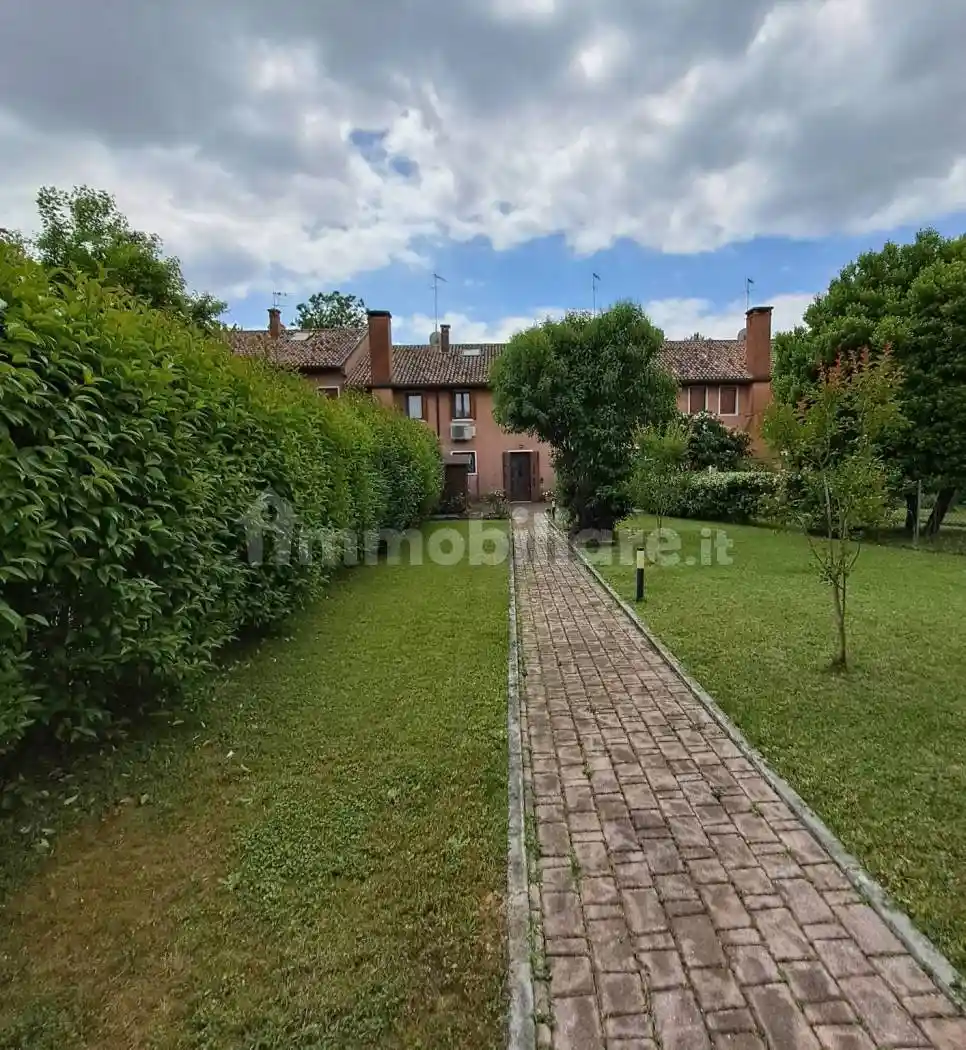 Rustico - Casale in vendita a Villorba