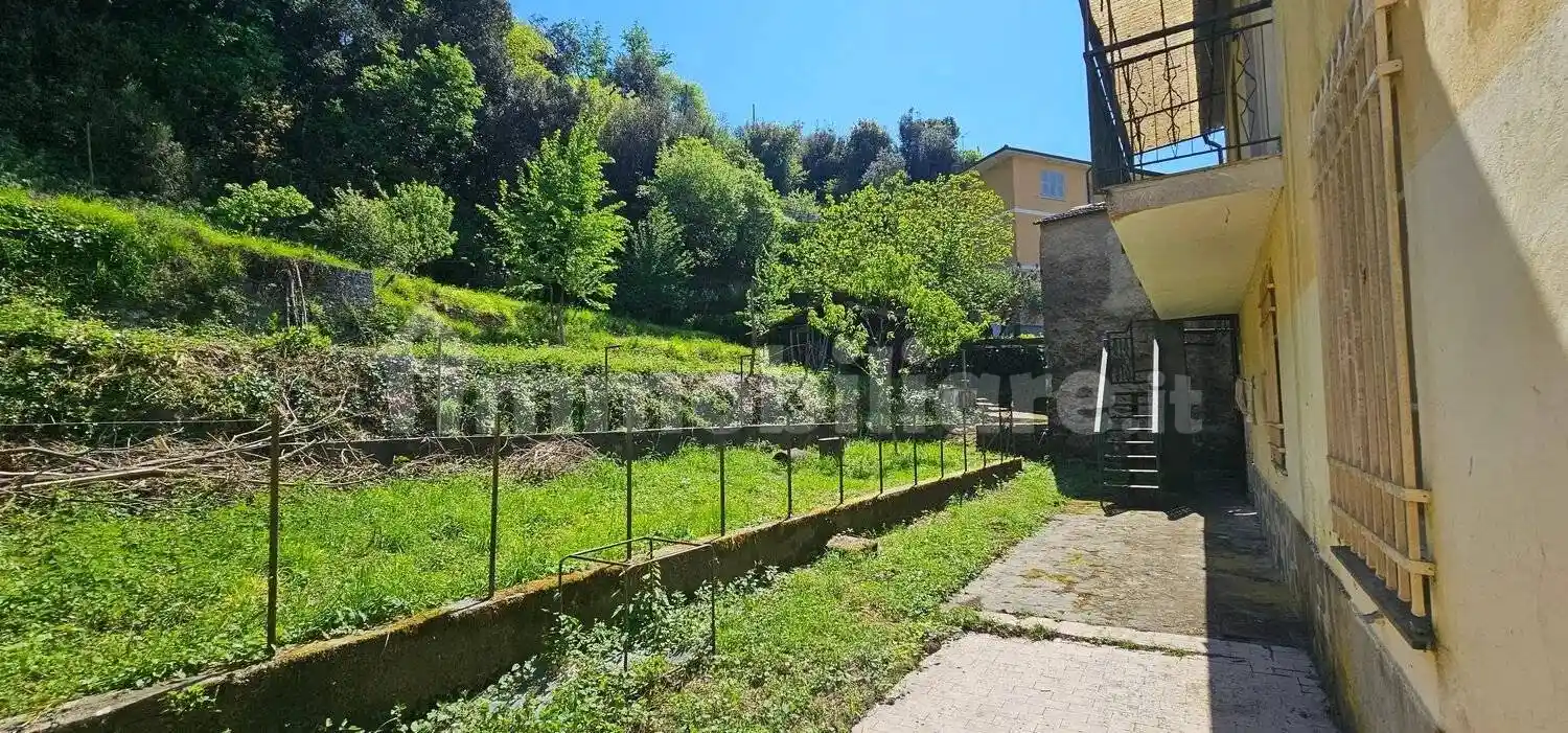 Appartamento in vendita a Casarza Ligure
