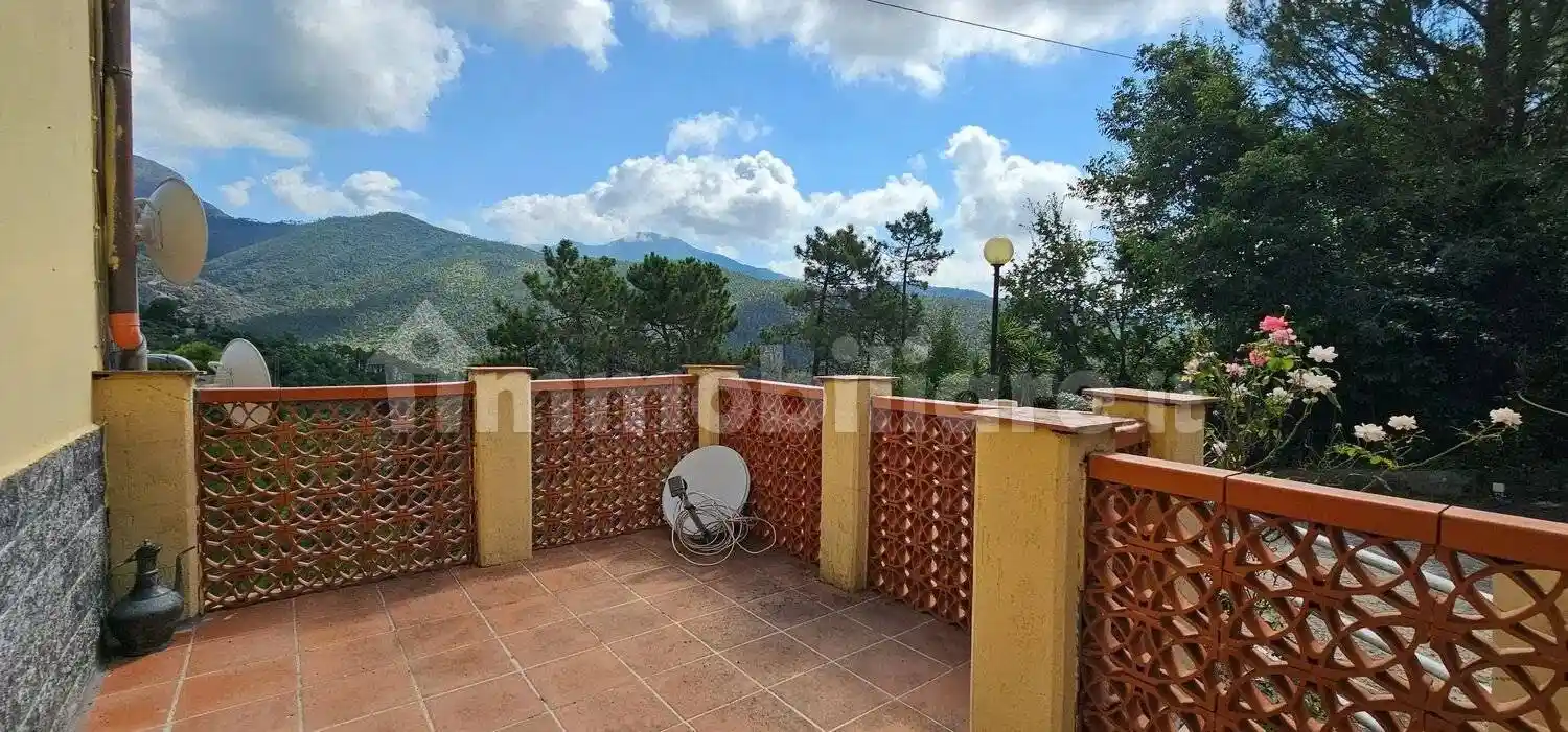 Appartamento in vendita a Casarza Ligure