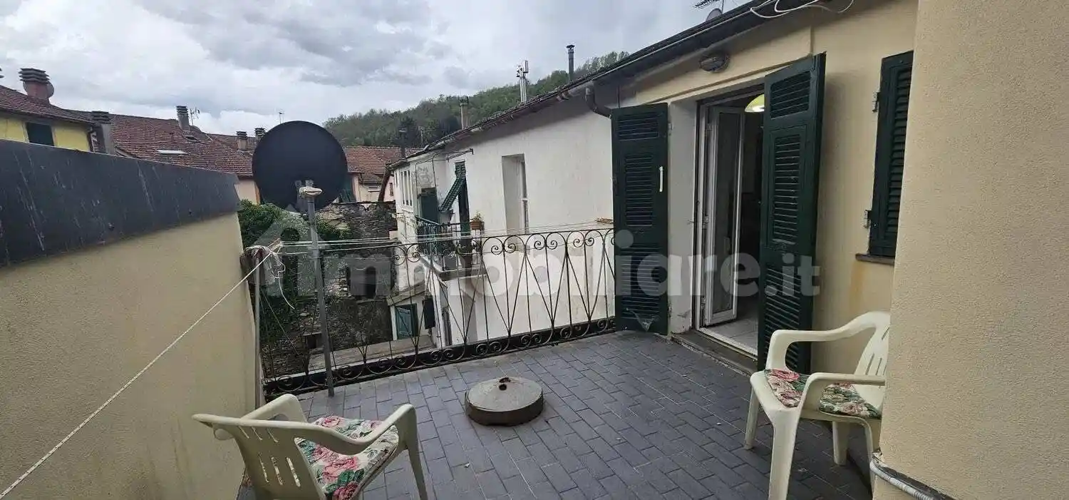 Appartamento in vendita a Varese Ligure